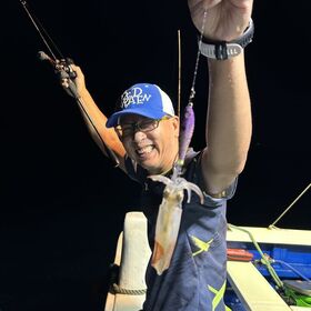 釣果情報・8月21日(水)沼津沖早夜マルイカ