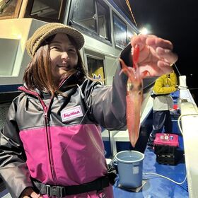 釣果情報・11月20日(水)沼津沖早夜マルイカ・ディープアジング